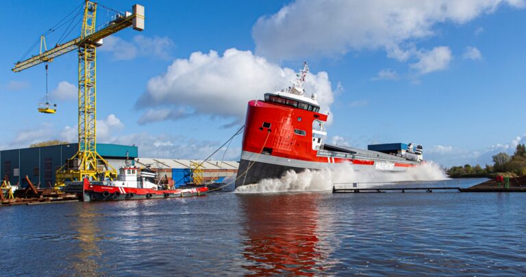 General cargo vessel Easy Max launch
