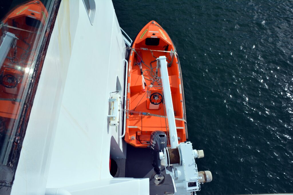 Eidsvaag Omega lifeboat