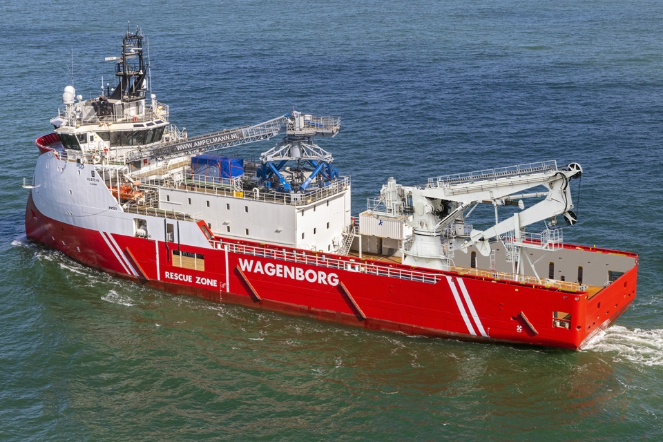 Award-winning Koenigsborg Walk-to-Work vessel operating offshore following Ulstein PX121 deck engineering by Conoship.